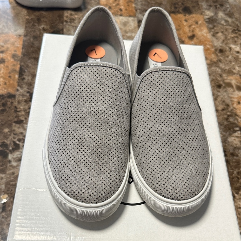 Steve Madden Light Gray Perforated Sneakers